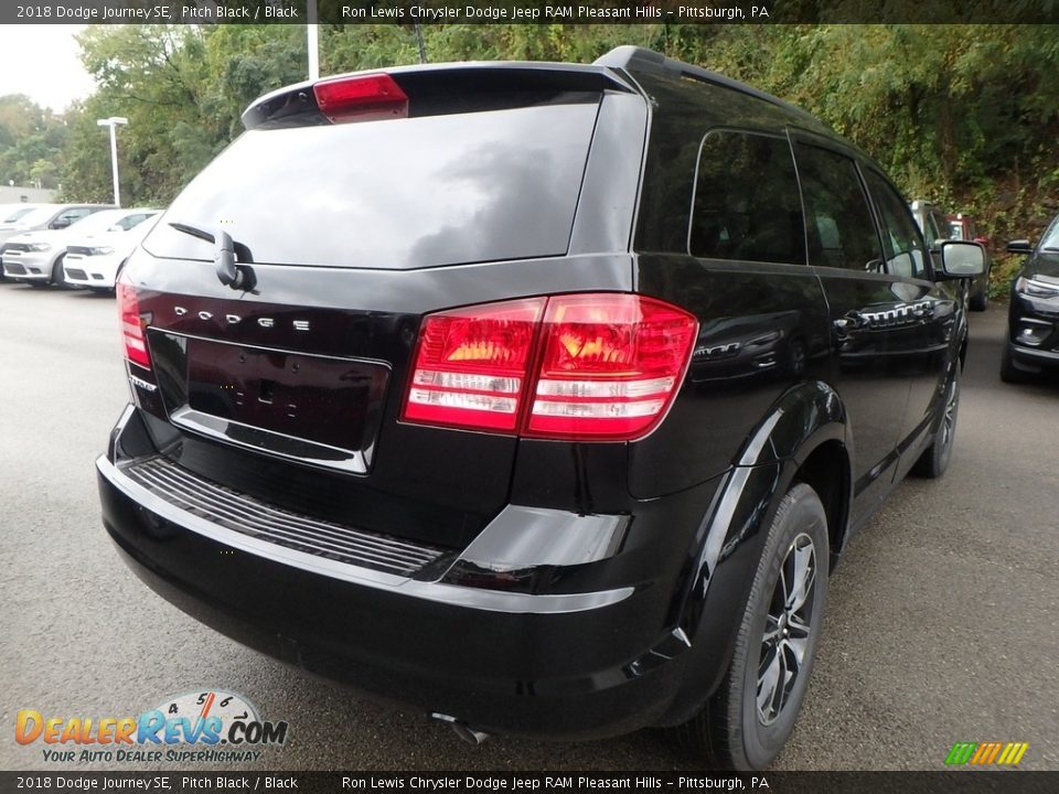 2018 Dodge Journey SE Pitch Black / Black Photo #5