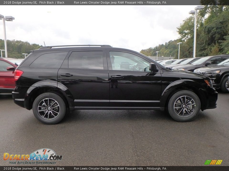 2018 Dodge Journey SE Pitch Black / Black Photo #6