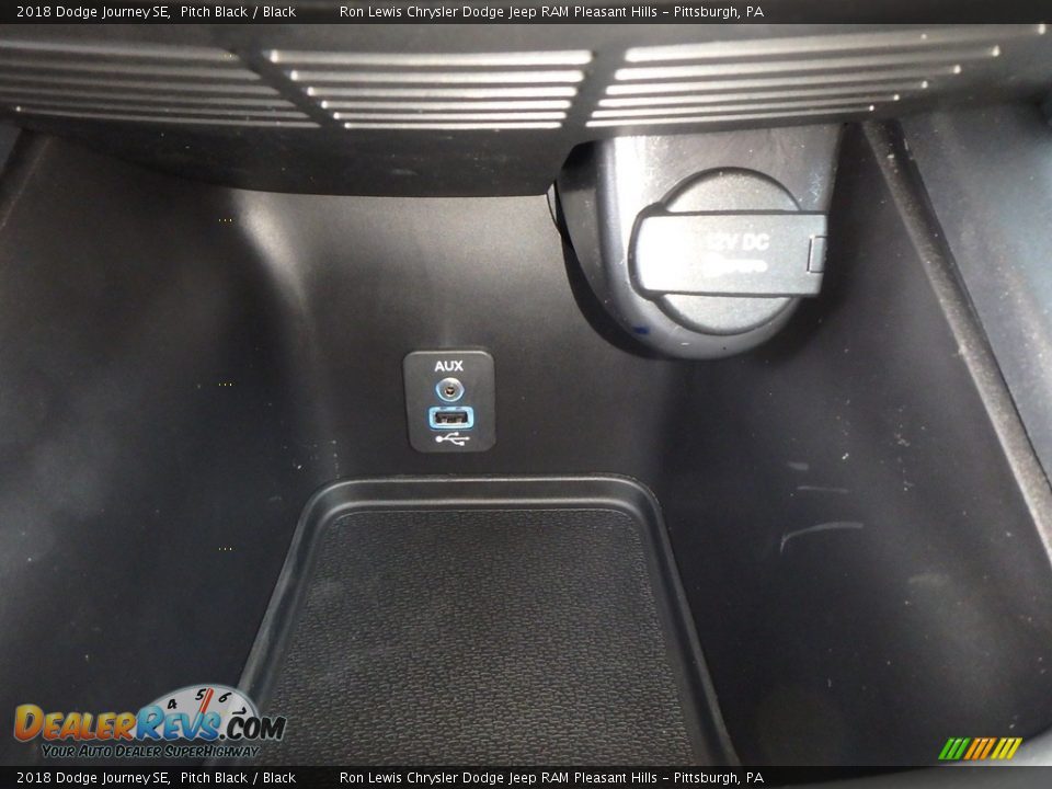 2018 Dodge Journey SE Pitch Black / Black Photo #17