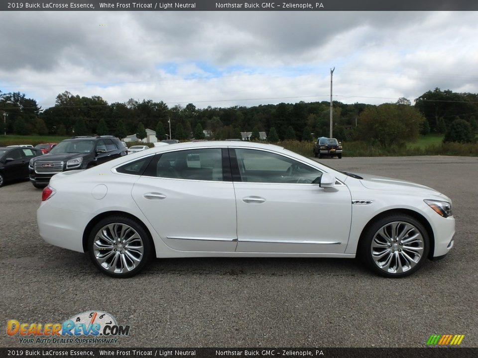 White Frost Tricoat 2019 Buick LaCrosse Essence Photo #4