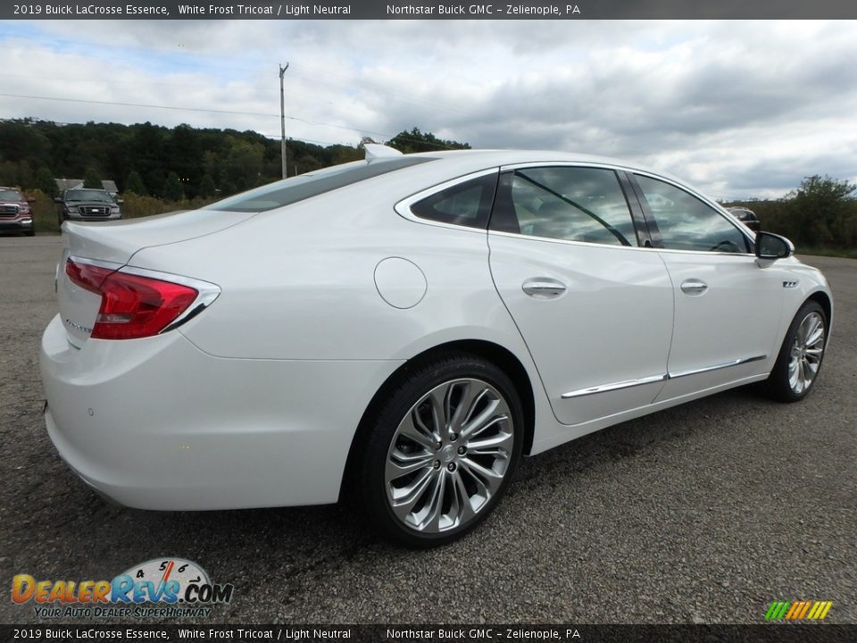 2019 Buick LaCrosse Essence White Frost Tricoat / Light Neutral Photo #5