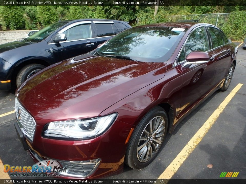Front 3/4 View of 2018 Lincoln MKZ Premier AWD Photo #1