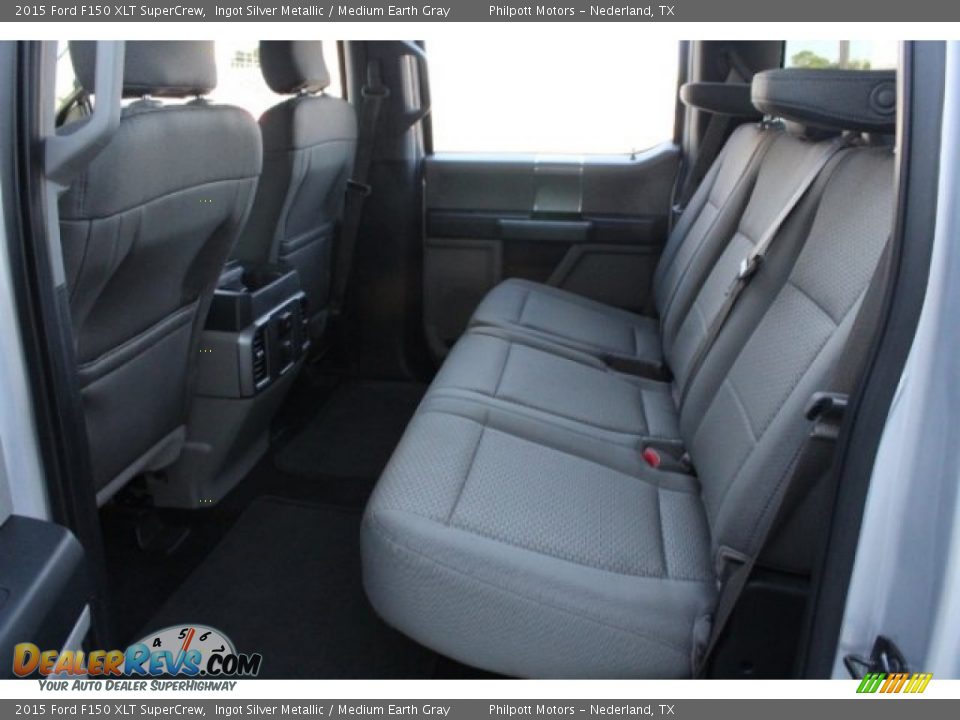 2015 Ford F150 XLT SuperCrew Ingot Silver Metallic / Medium Earth Gray Photo #27