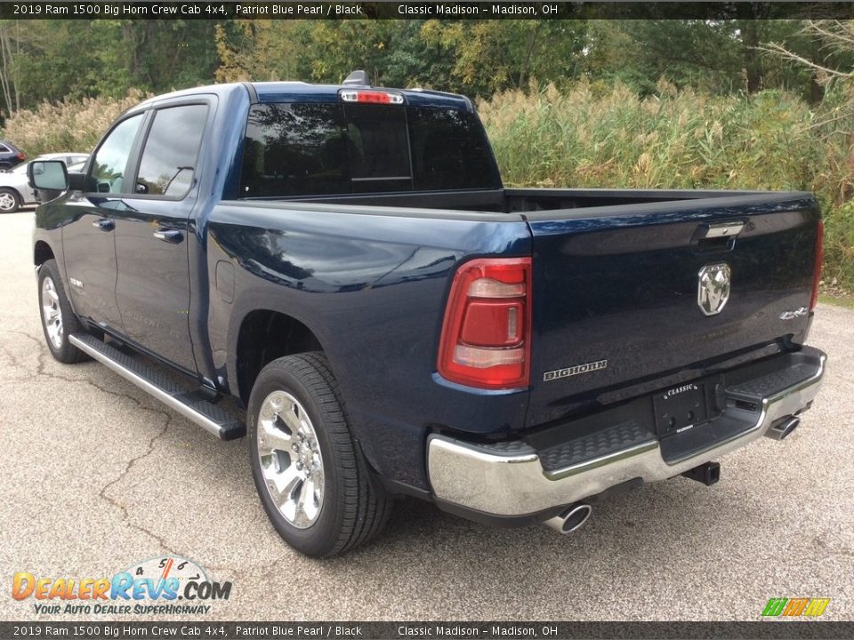 2019 Ram 1500 Big Horn Crew Cab 4x4 Patriot Blue Pearl / Black Photo #4