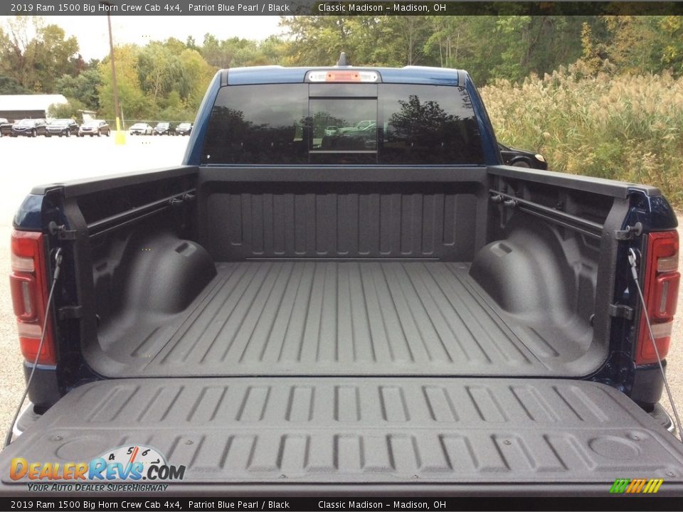 2019 Ram 1500 Big Horn Crew Cab 4x4 Patriot Blue Pearl / Black Photo #6