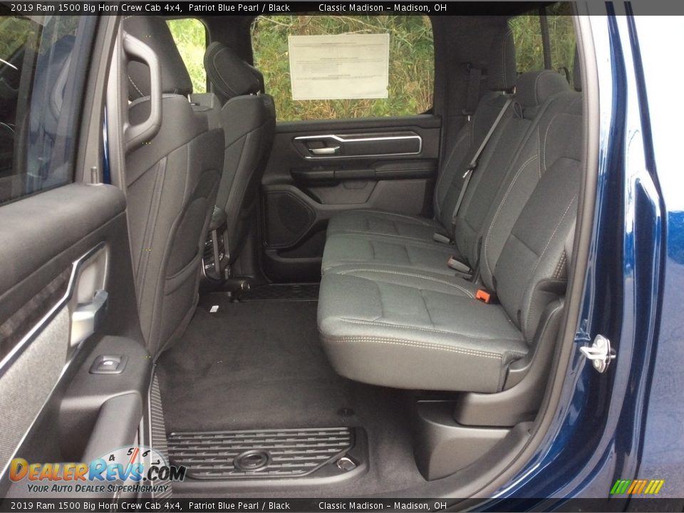 2019 Ram 1500 Big Horn Crew Cab 4x4 Patriot Blue Pearl / Black Photo #17