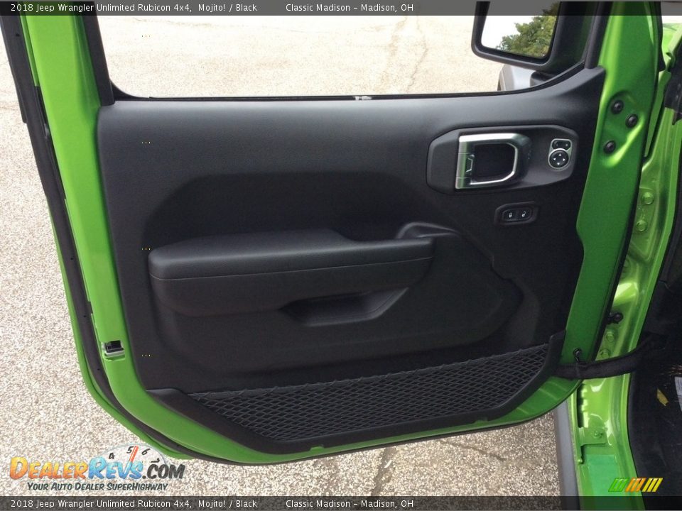 Door Panel of 2018 Jeep Wrangler Unlimited Rubicon 4x4 Photo #8