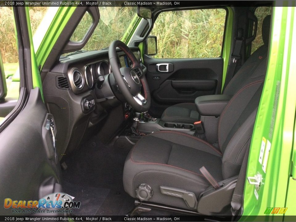 Black Interior - 2018 Jeep Wrangler Unlimited Rubicon 4x4 Photo #9