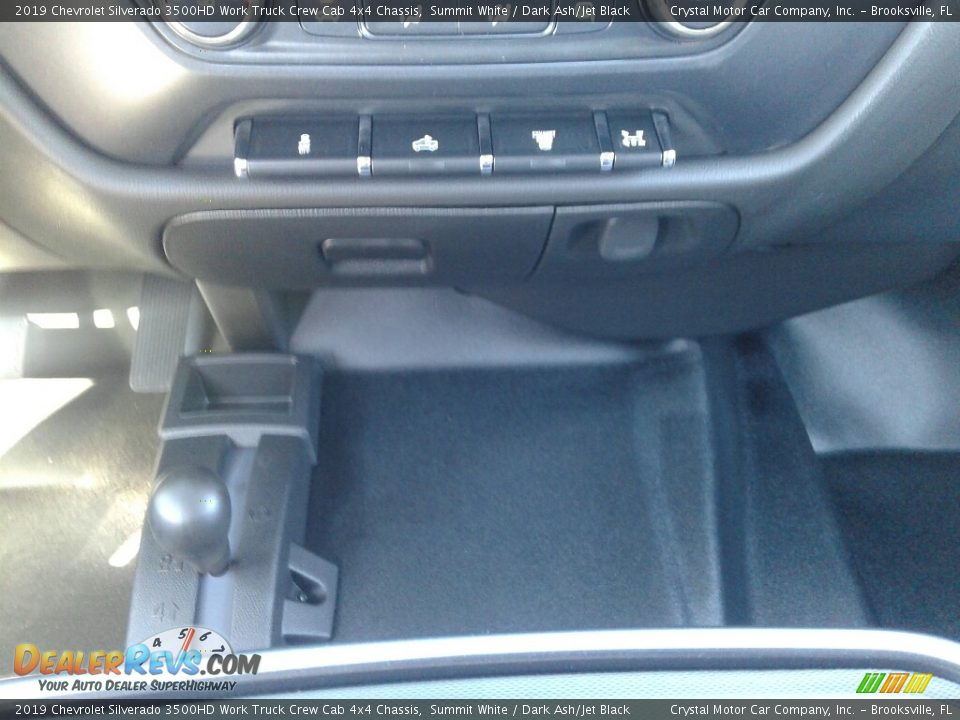 2019 Chevrolet Silverado 3500HD Work Truck Crew Cab 4x4 Chassis Summit White / Dark Ash/Jet Black Photo #16