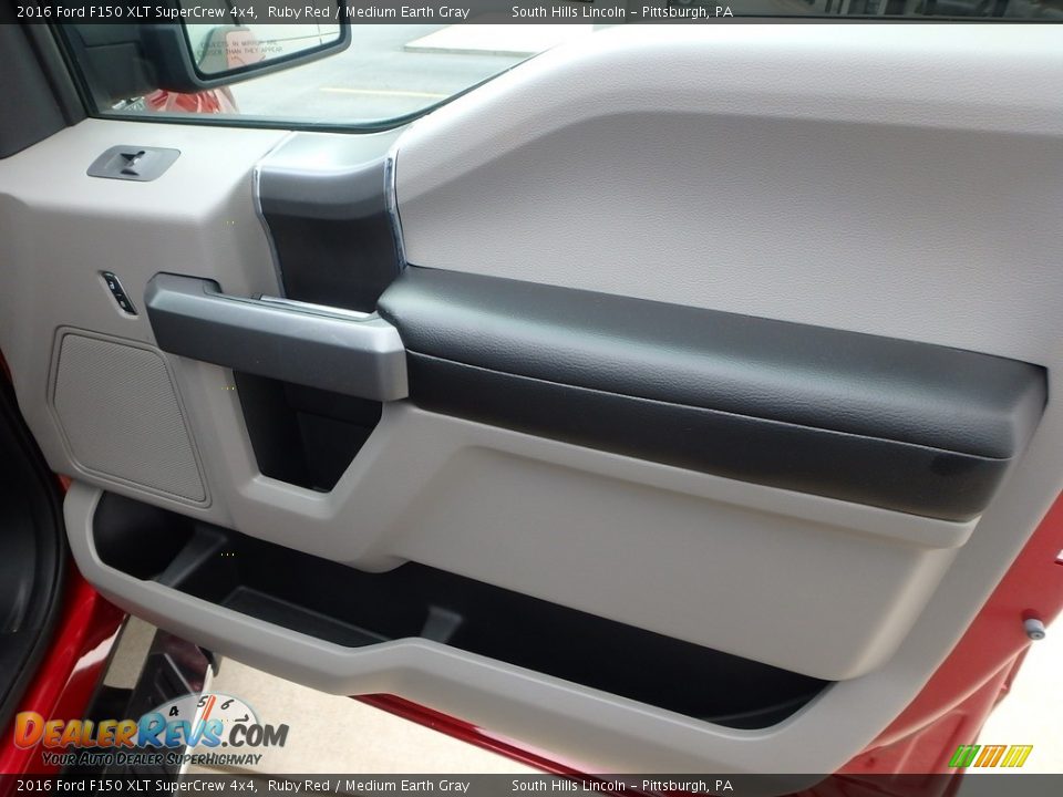 2016 Ford F150 XLT SuperCrew 4x4 Ruby Red / Medium Earth Gray Photo #13