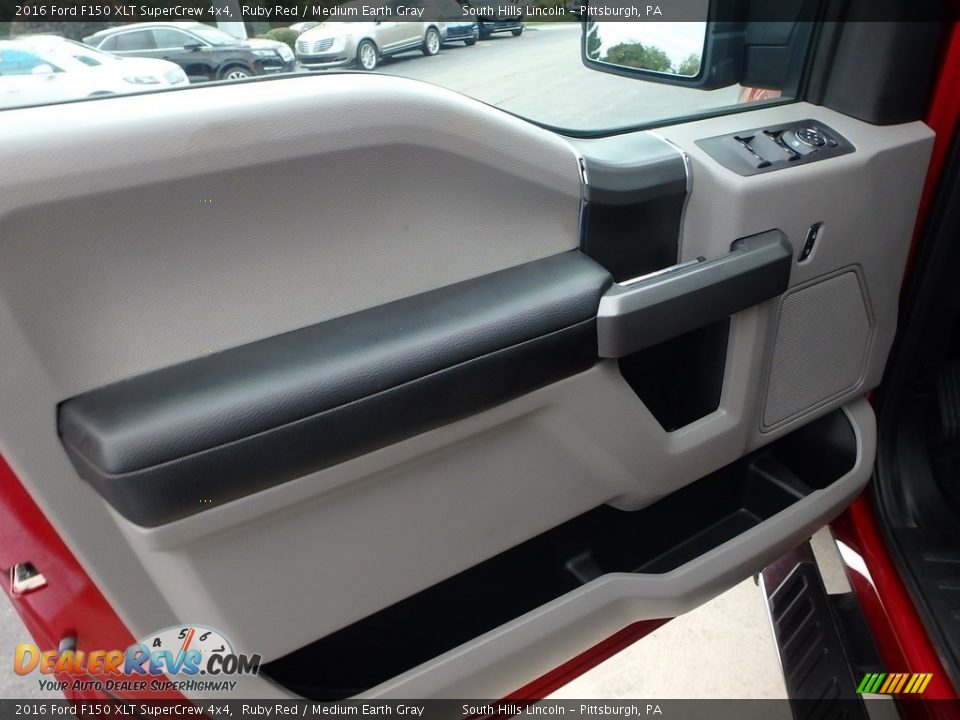 2016 Ford F150 XLT SuperCrew 4x4 Ruby Red / Medium Earth Gray Photo #19