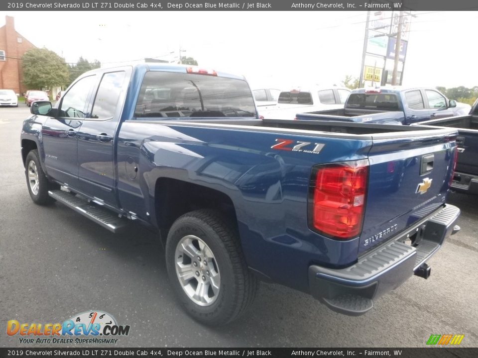2019 Chevrolet Silverado LD LT Z71 Double Cab 4x4 Deep Ocean Blue Metallic / Jet Black Photo #5