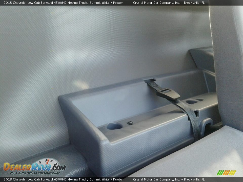 2018 Chevrolet Low Cab Forward 4500HD Moving Truck Summit White / Pewter Photo #11