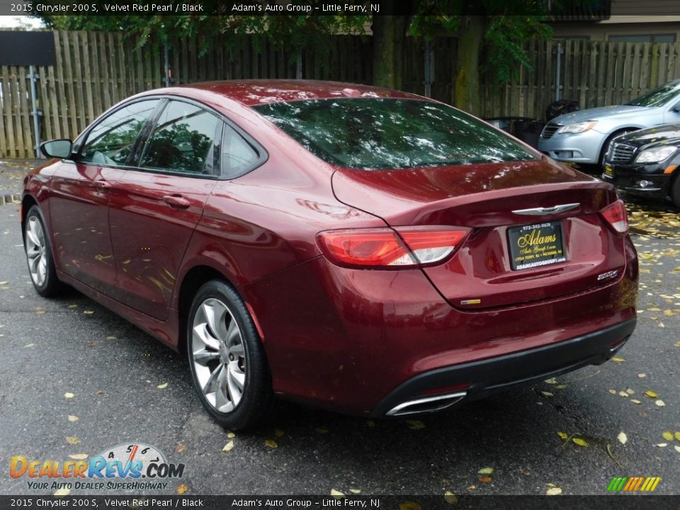 2015 Chrysler 200 S Velvet Red Pearl / Black Photo #4