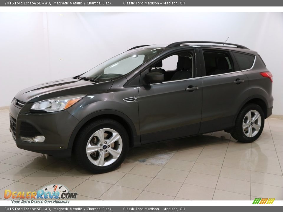2016 Ford Escape SE 4WD Magnetic Metallic / Charcoal Black Photo #3