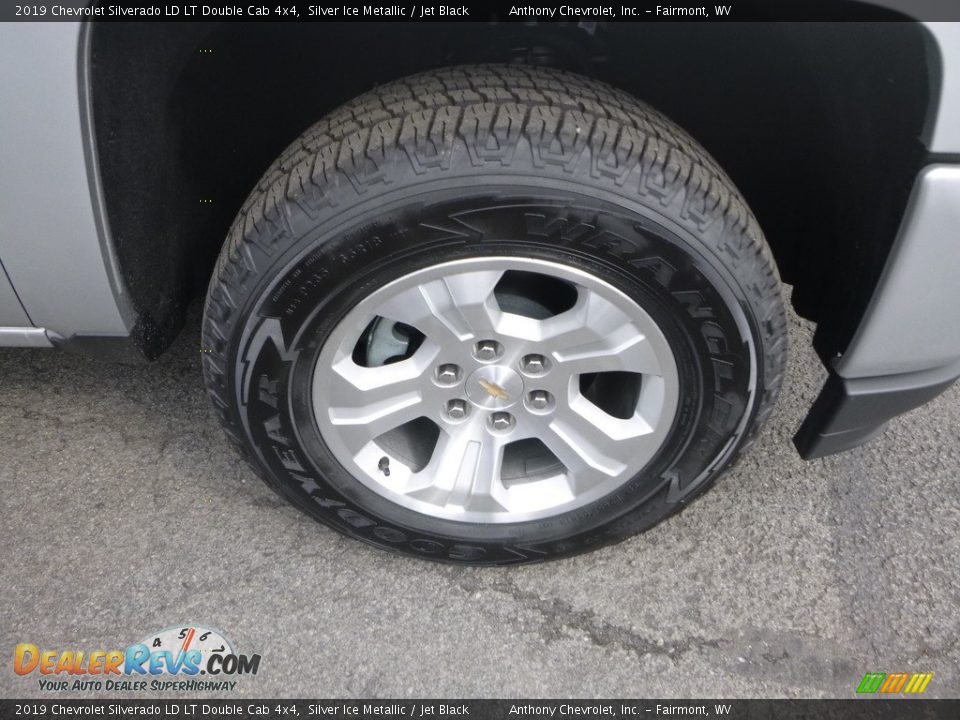 2019 Chevrolet Silverado LD LT Double Cab 4x4 Silver Ice Metallic / Jet Black Photo #2