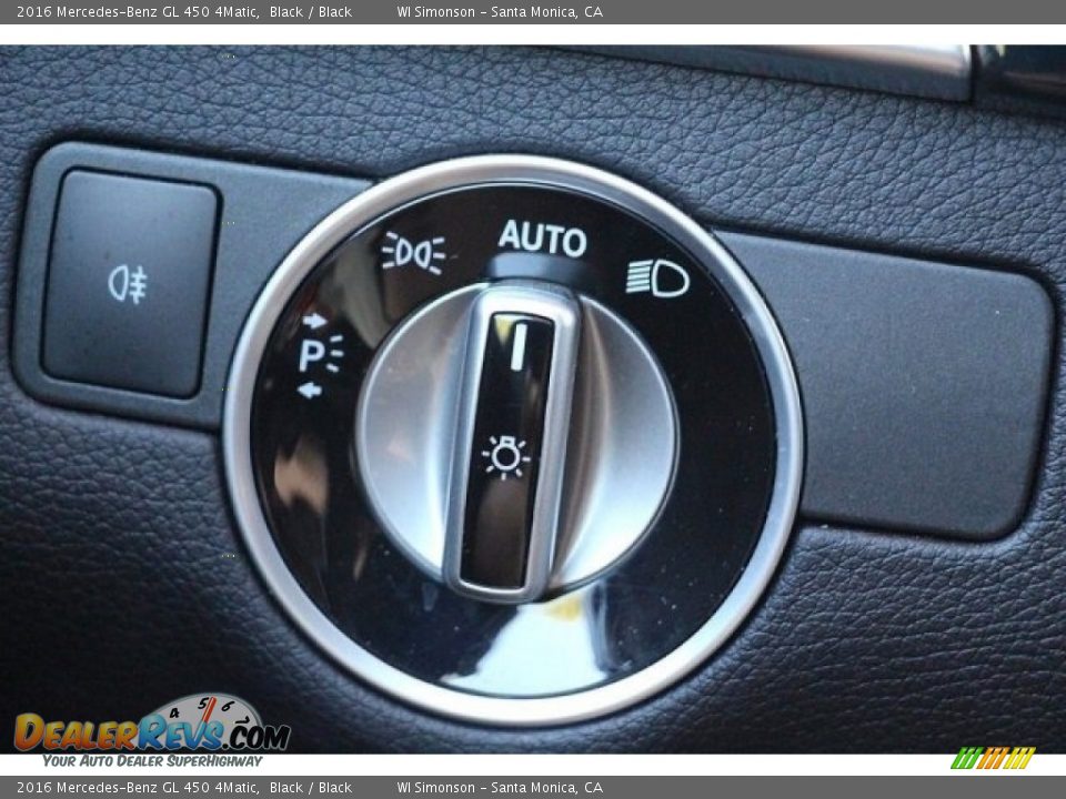 2016 Mercedes-Benz GL 450 4Matic Black / Black Photo #32