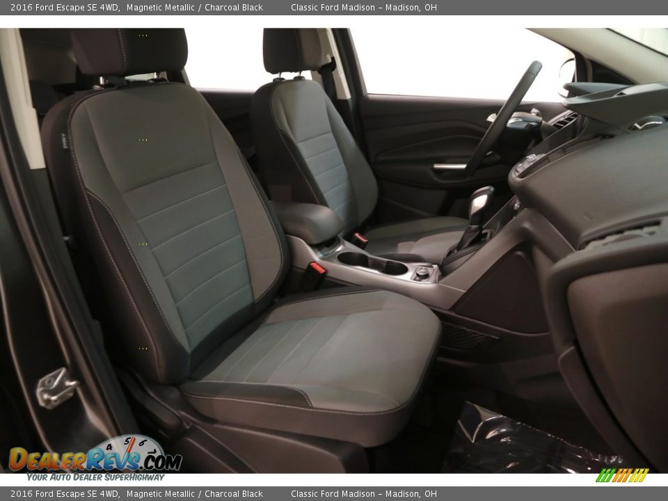 2016 Ford Escape SE 4WD Magnetic Metallic / Charcoal Black Photo #15