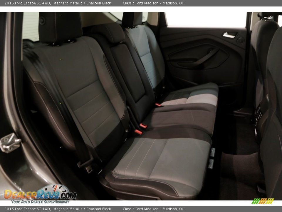 2016 Ford Escape SE 4WD Magnetic Metallic / Charcoal Black Photo #16