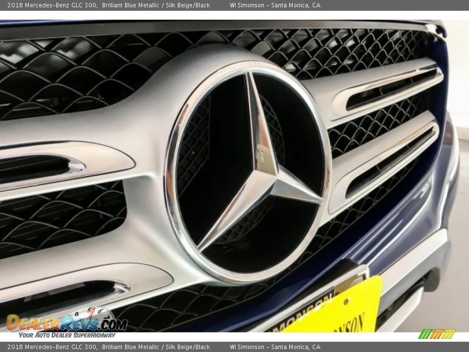 2018 Mercedes-Benz GLC 300 Brilliant Blue Metallic / Silk Beige/Black Photo #33