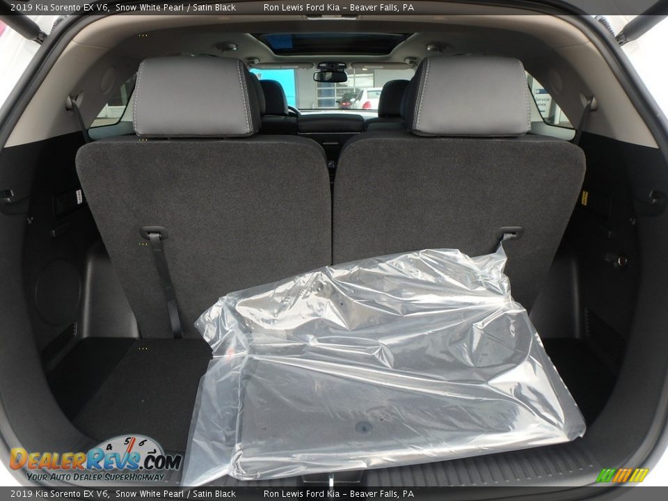 2019 Kia Sorento EX V6 Snow White Pearl / Satin Black Photo #4