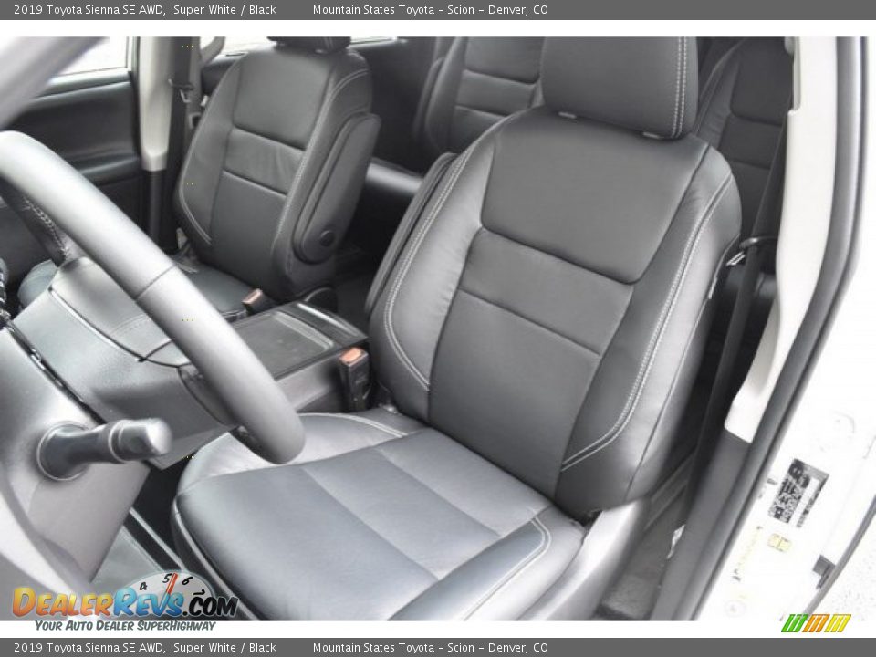 2019 Toyota Sienna SE AWD Super White / Black Photo #7