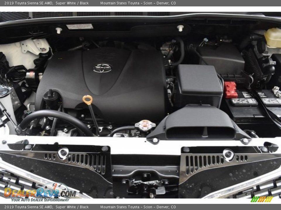 2019 Toyota Sienna SE AWD Super White / Black Photo #34