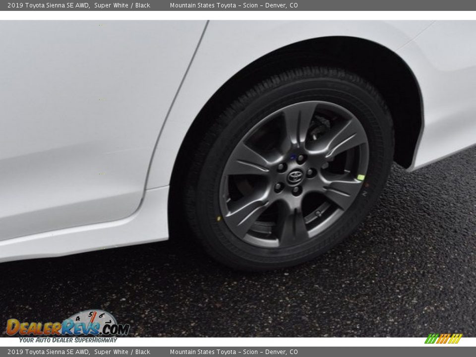 2019 Toyota Sienna SE AWD Super White / Black Photo #36