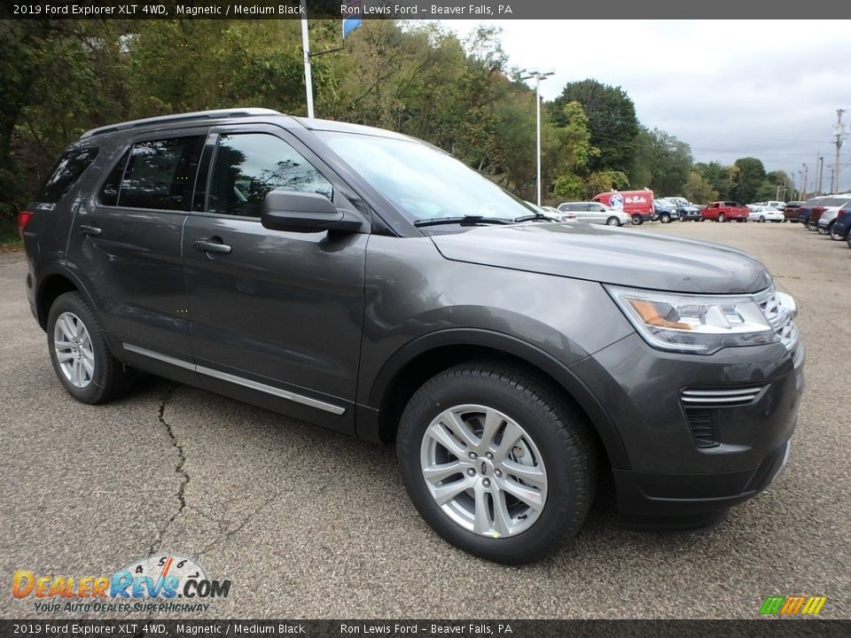 2019 Ford Explorer XLT 4WD Magnetic / Medium Black Photo #9
