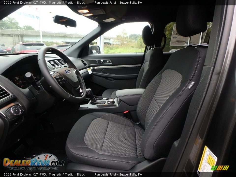 2019 Ford Explorer XLT 4WD Magnetic / Medium Black Photo #11
