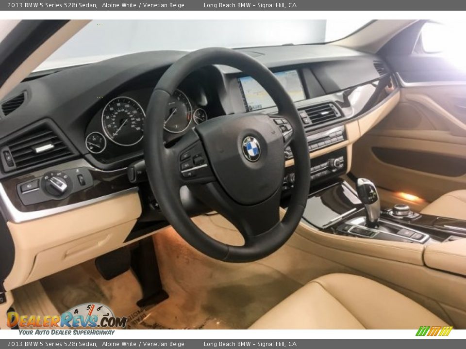 2013 BMW 5 Series 528i Sedan Alpine White / Venetian Beige Photo #20