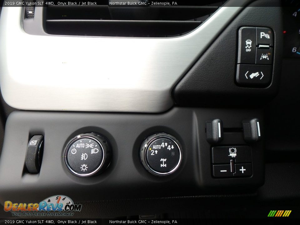 2019 GMC Yukon SLT 4WD Onyx Black / Jet Black Photo #17