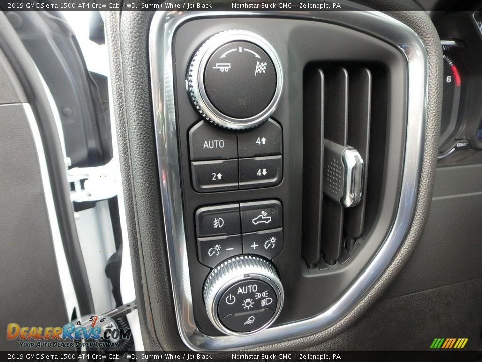 Controls of 2019 GMC Sierra 1500 AT4 Crew Cab 4WD Photo #13