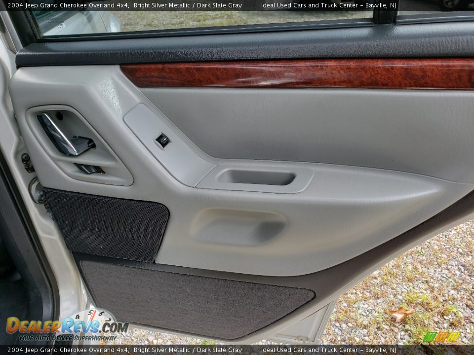 2004 Jeep Grand Cherokee Overland 4x4 Bright Silver Metallic / Dark Slate Gray Photo #11