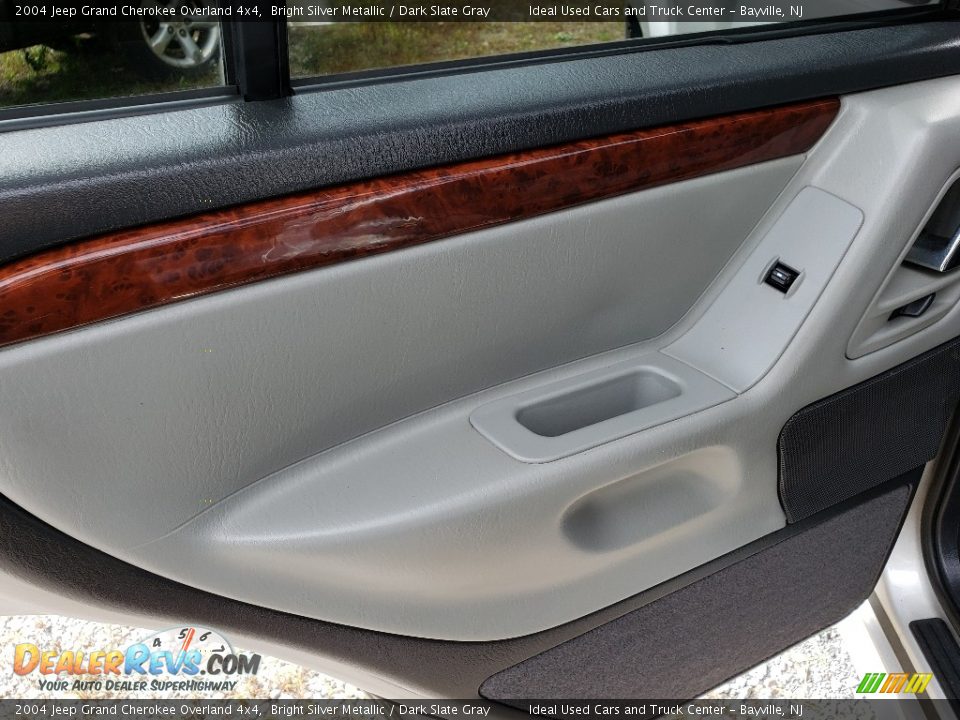 2004 Jeep Grand Cherokee Overland 4x4 Bright Silver Metallic / Dark Slate Gray Photo #25