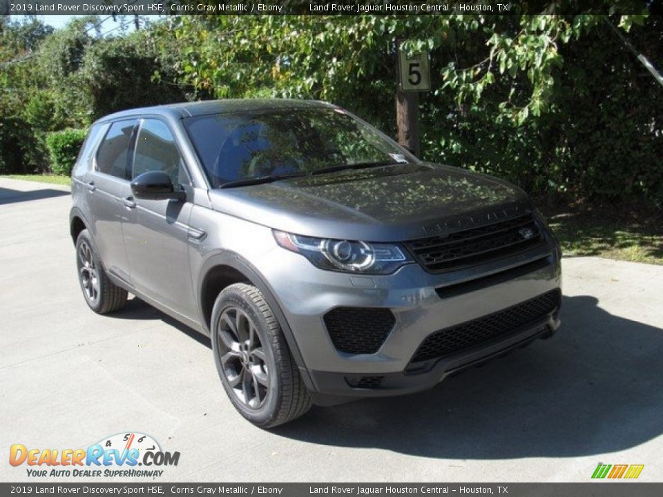 Front 3/4 View of 2019 Land Rover Discovery Sport HSE Photo #2