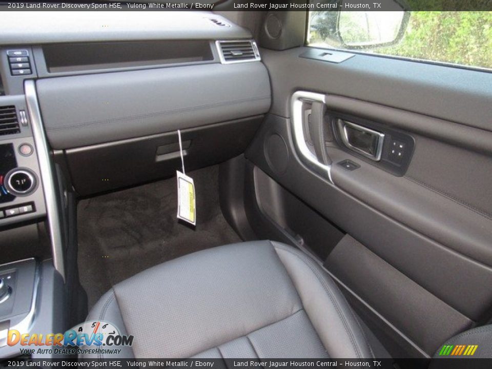 2019 Land Rover Discovery Sport HSE Yulong White Metallic / Ebony Photo #15