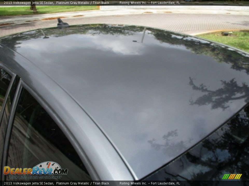 2013 Volkswagen Jetta SE Sedan Platinum Gray Metallic / Titan Black Photo #23