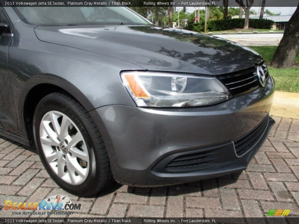 2013 Volkswagen Jetta SE Sedan Platinum Gray Metallic / Titan Black Photo #25