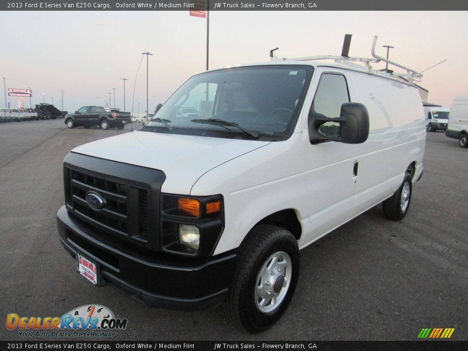 2013 Ford E Series Van E250 Cargo Oxford White / Medium Flint Photo #1