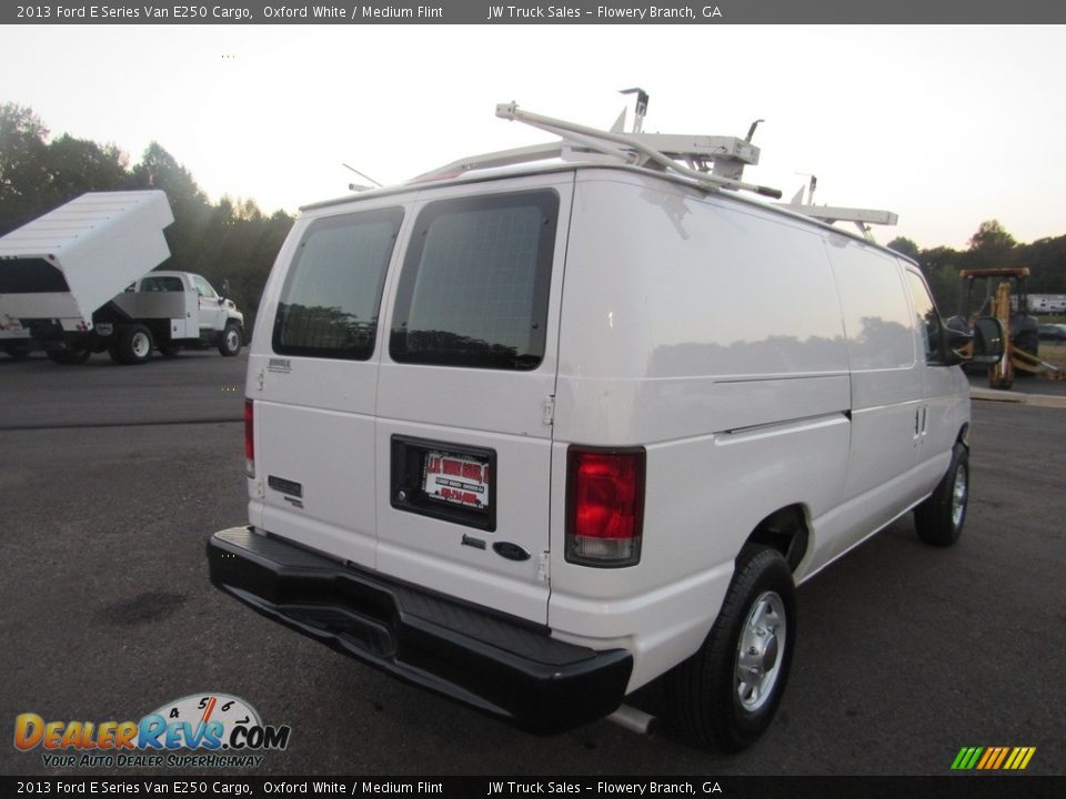 2013 Ford E Series Van E250 Cargo Oxford White / Medium Flint Photo #5