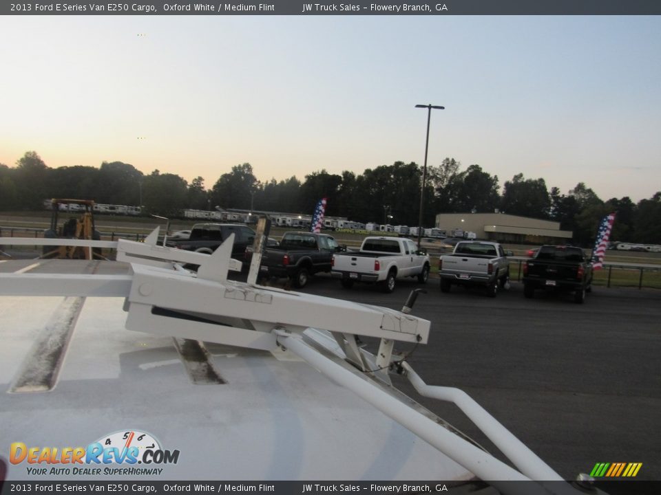 2013 Ford E Series Van E250 Cargo Oxford White / Medium Flint Photo #16