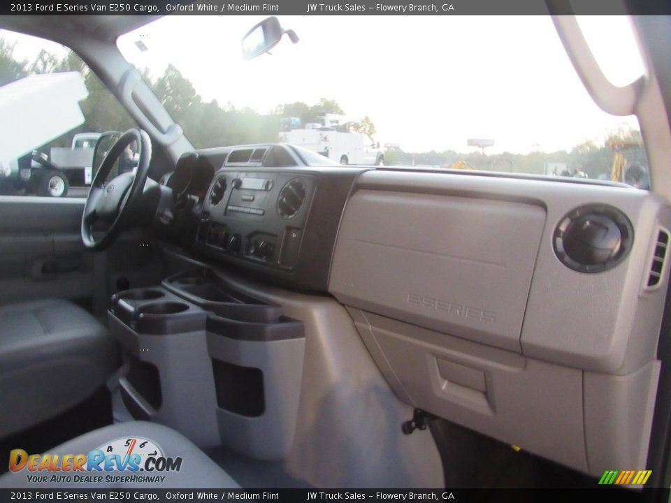 2013 Ford E Series Van E250 Cargo Oxford White / Medium Flint Photo #23
