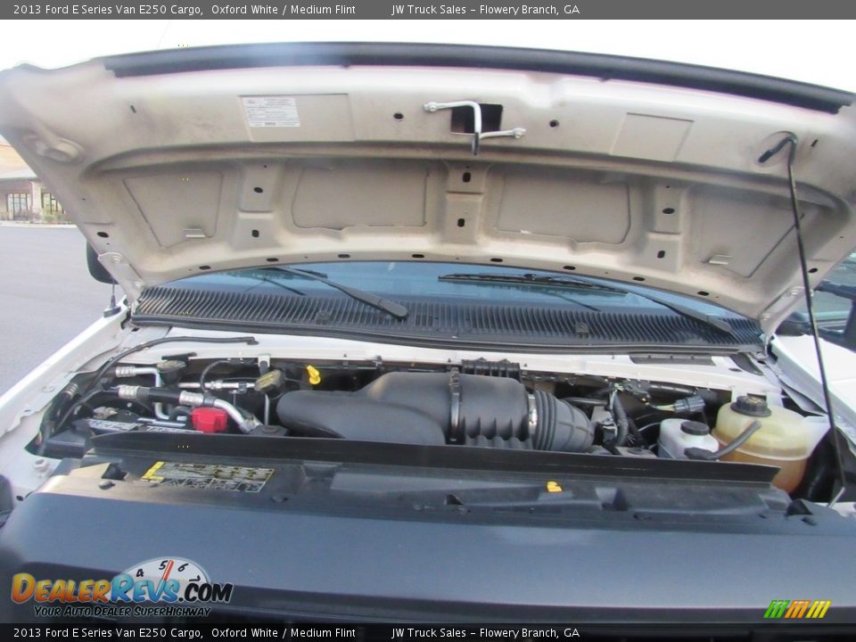 2013 Ford E Series Van E250 Cargo Oxford White / Medium Flint Photo #31