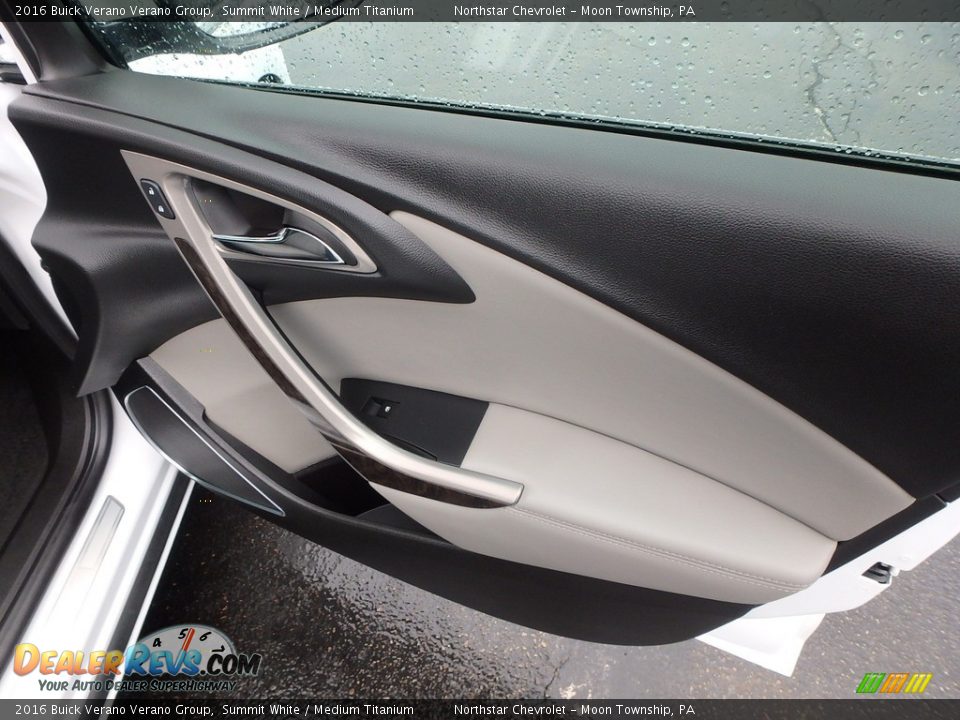 2016 Buick Verano Verano Group Summit White / Medium Titanium Photo #16