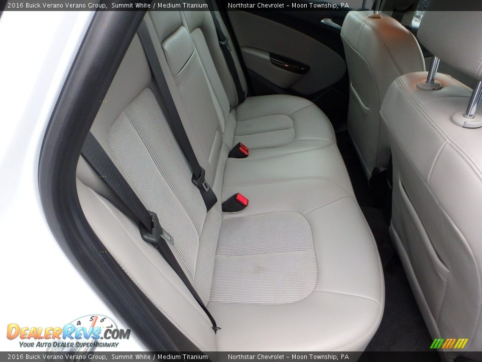 2016 Buick Verano Verano Group Summit White / Medium Titanium Photo #17