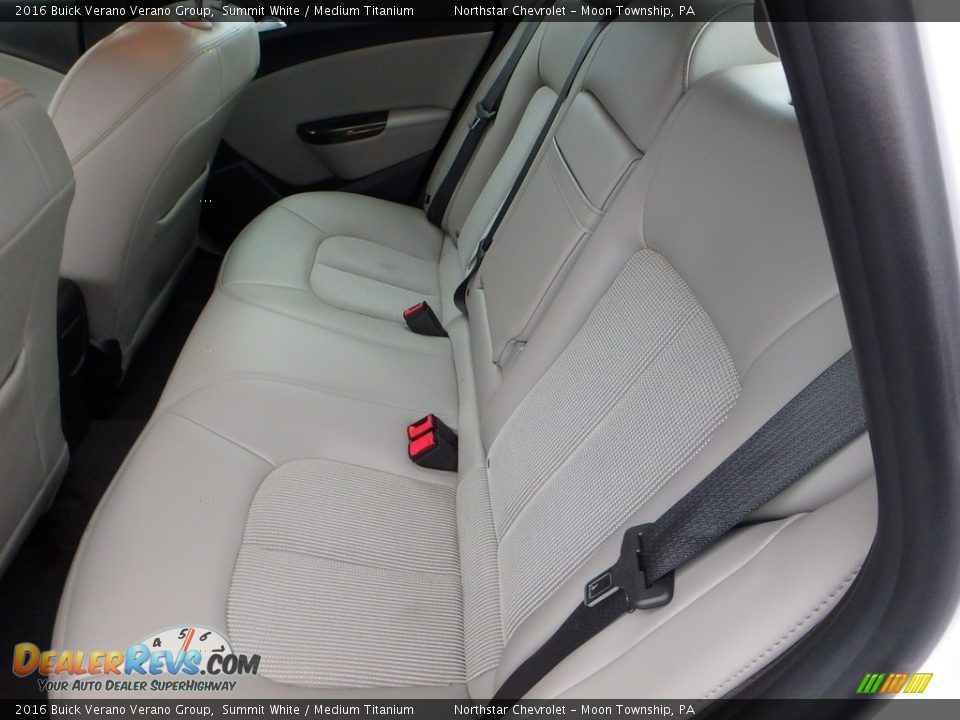 2016 Buick Verano Verano Group Summit White / Medium Titanium Photo #20