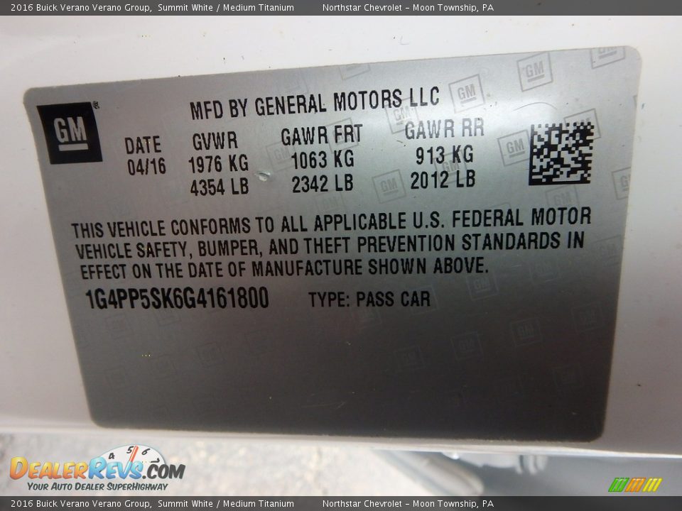 2016 Buick Verano Verano Group Summit White / Medium Titanium Photo #28