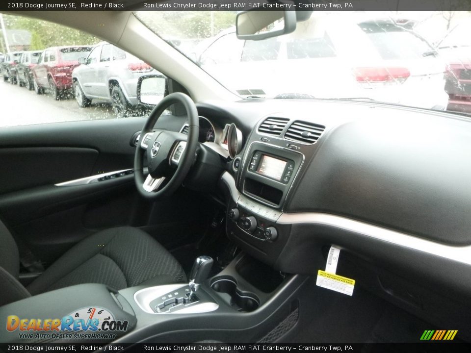2018 Dodge Journey SE Redline / Black Photo #11