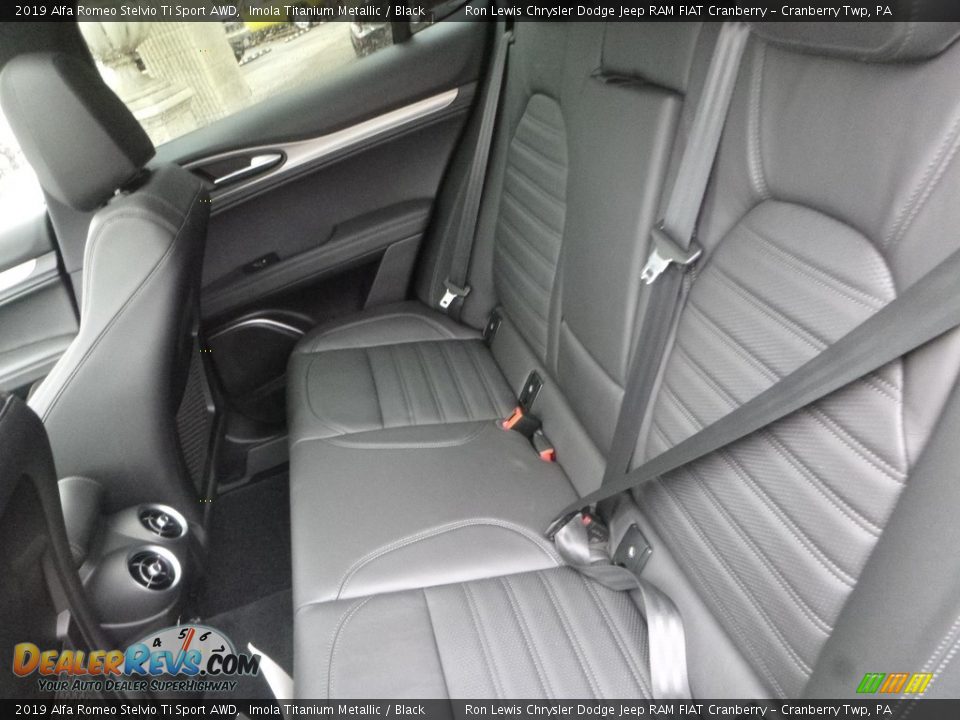 2019 Alfa Romeo Stelvio Ti Sport AWD Imola Titanium Metallic / Black Photo #16
